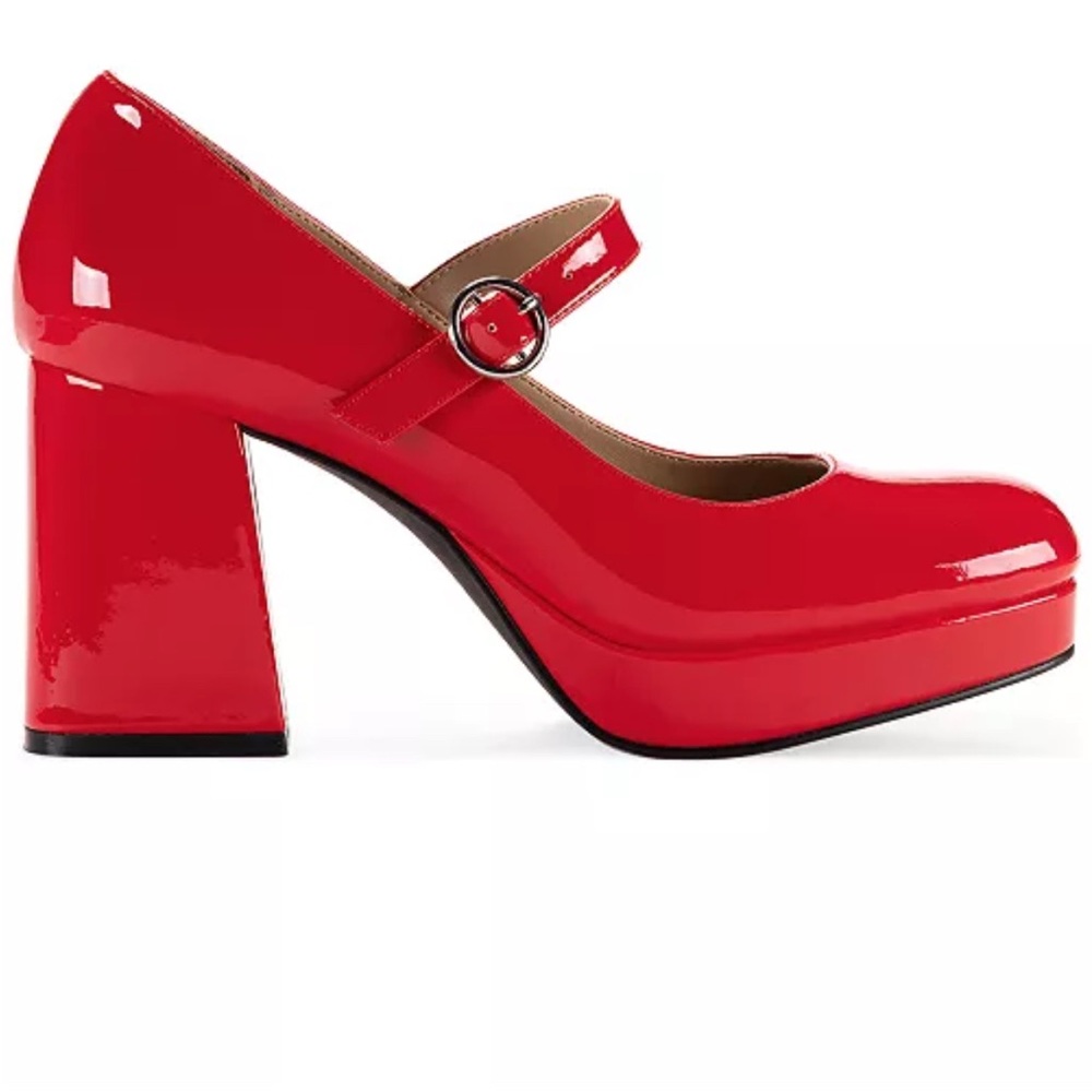 Red Patten Platform Heels // Perfect for the Holidays!